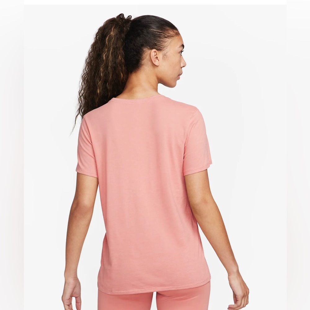 Nike Dri-FIT Swoosh (women’s t-shirt) - Picture 3 of 4